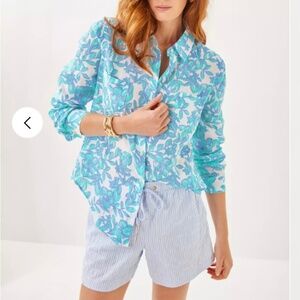 $100 Lilly Pulitzer Sea View Linen Button Down Top. Size XXL in Jacaranda Blue